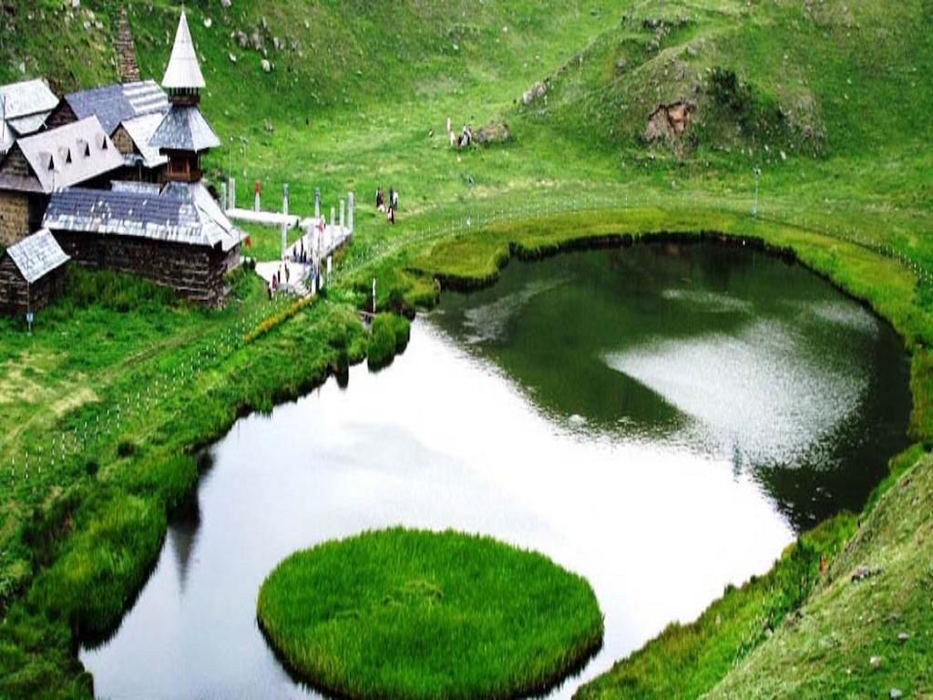 47 Hill Otel Bajaura Dış mekan fotoğraf